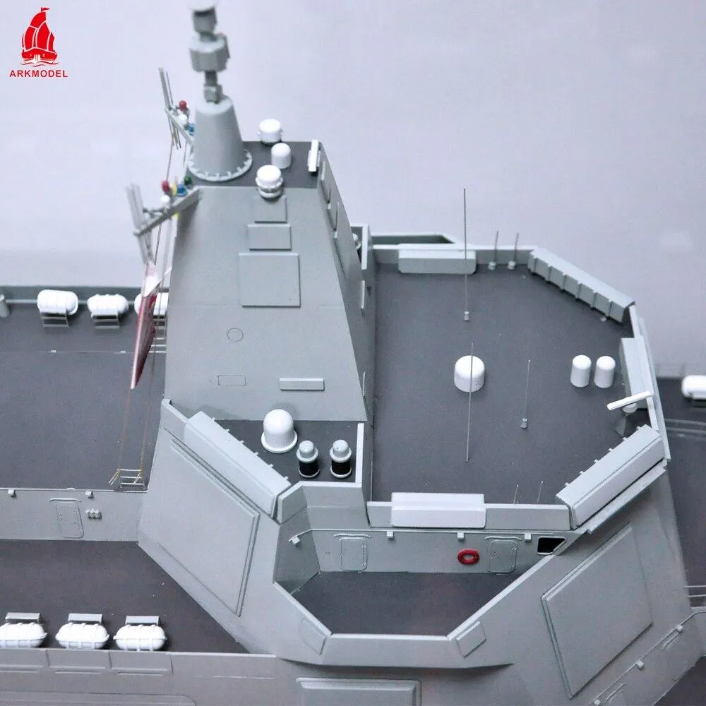 Arkmodel 1/100 PLAN NAVY TYPE 055 DESTROYER NATO/OSD RENHAI-CLASS CRUISER No.7508