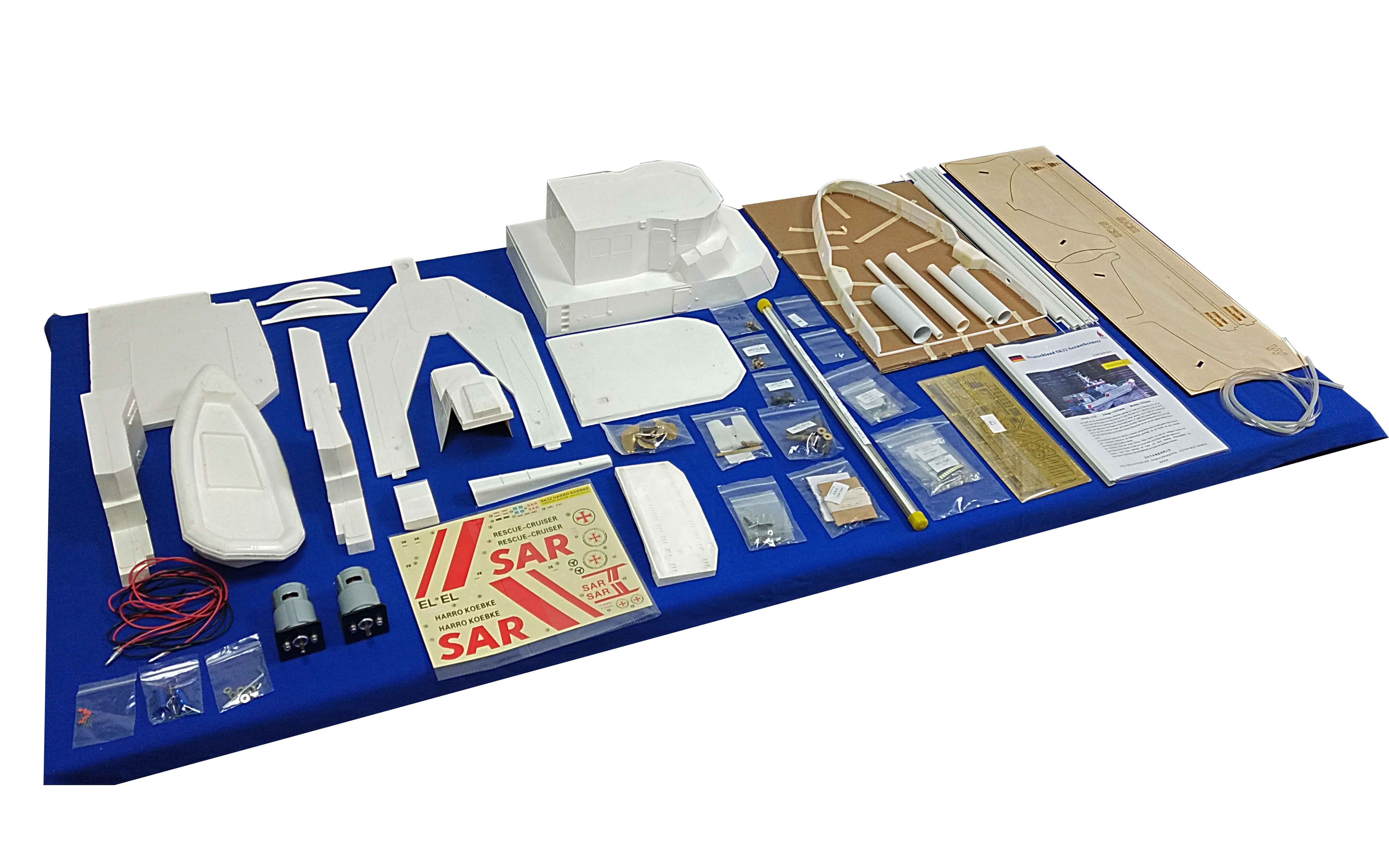 Arkmodel 1/25 SAR Harro Koebke SK32 Rescue Model Mother and Daughter Ship All in One KIT No.7584K
