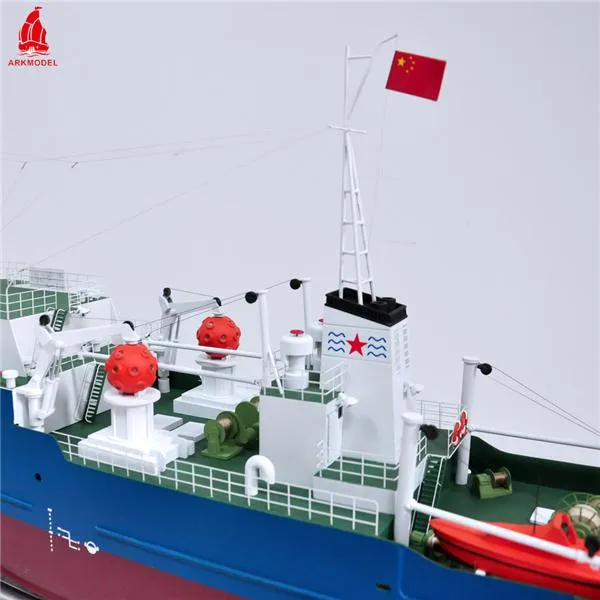 Arkmodel 1/72 BINHAI 521 DIVING WORK OCEANOGRAPHIC RESEARCH VESSEL(KIT) No.7587K