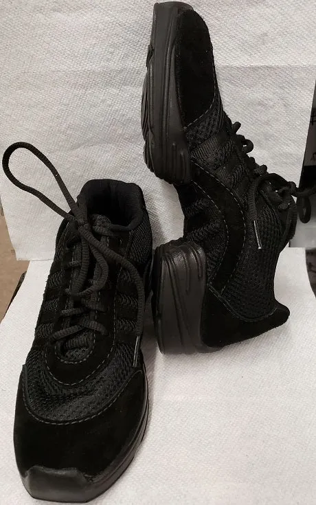Jerry -- Split Sole Dancesneaker -- Black