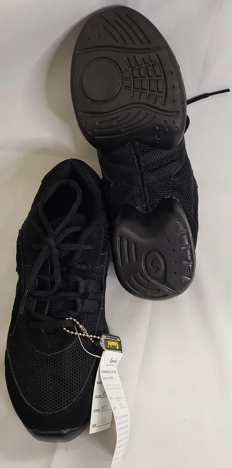 Maura -- Split Sole Dancesneaker -- Black