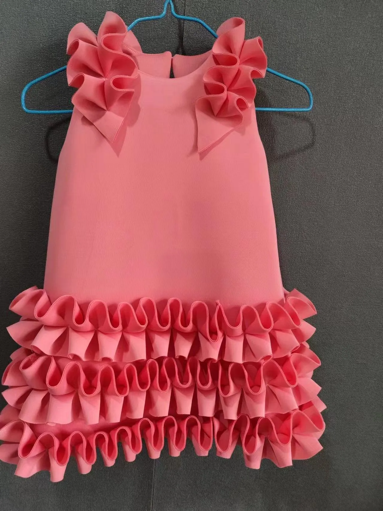 New Summer Birthday Party Girls' Princess Dress with Small Flying Sleeves Elegant and Comfortable Stage Performance Children's Evening Dress